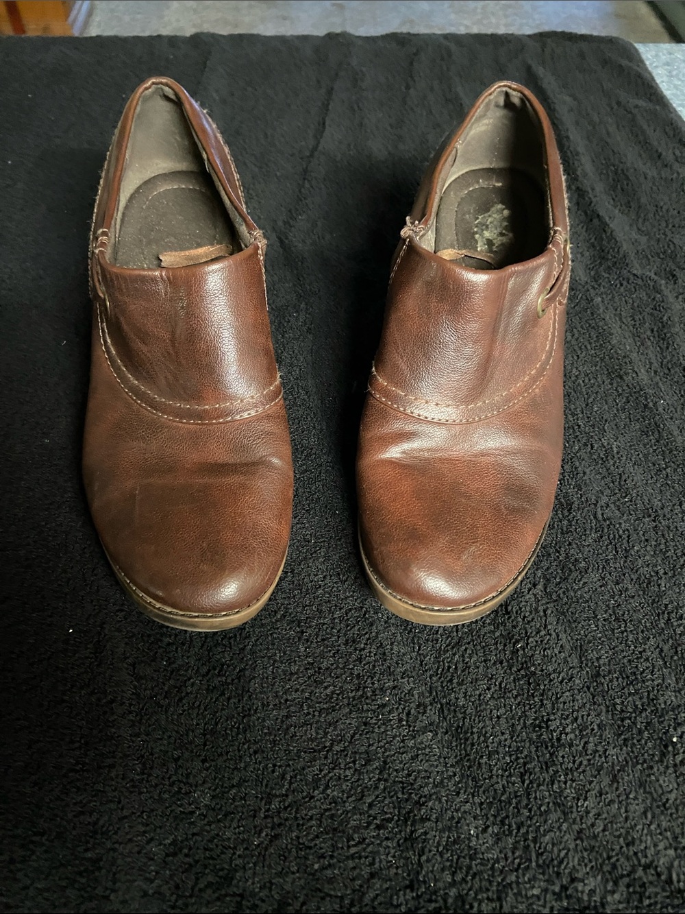 BareTraps Dark Brown Leather Slip-On Ankle Booties